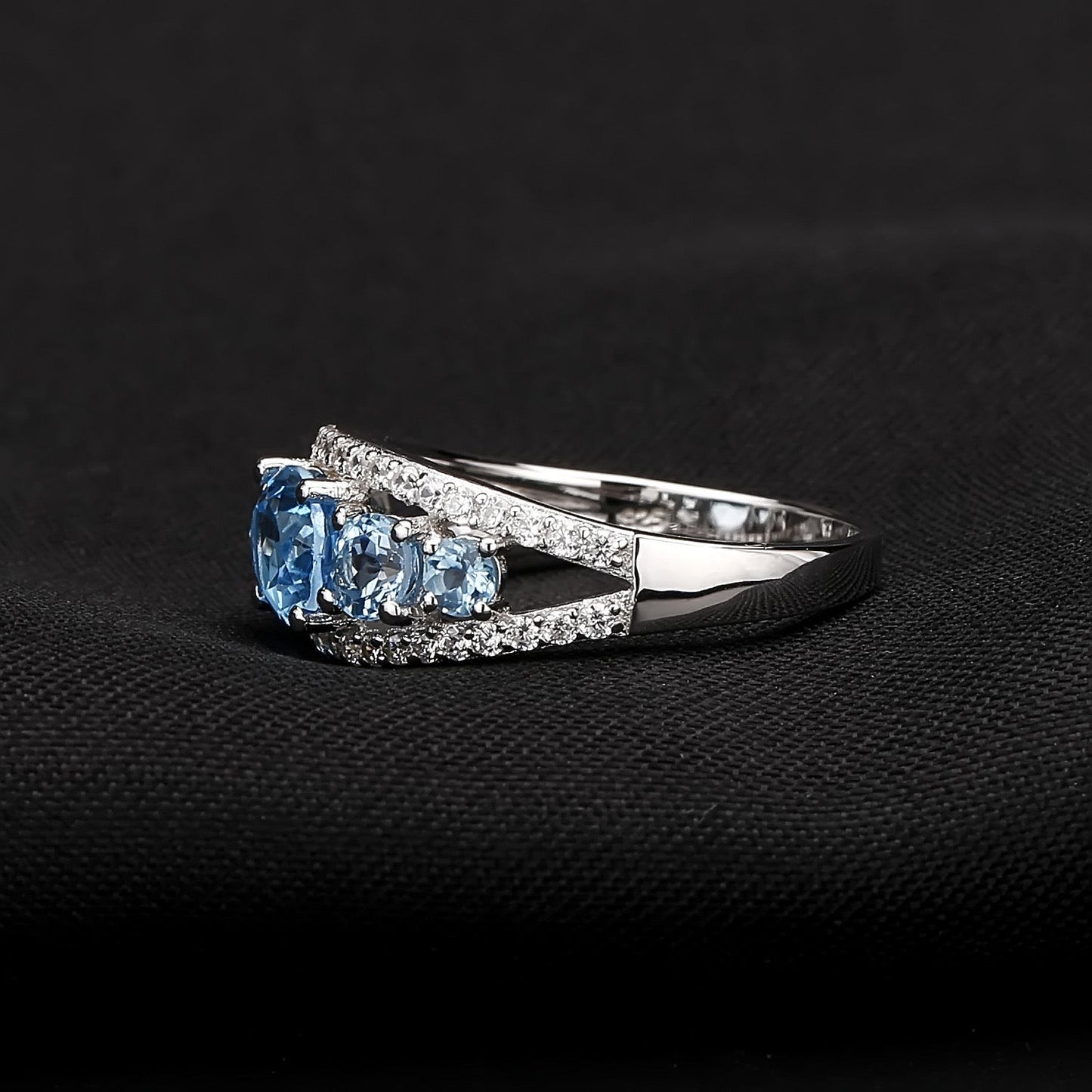 Timeless Elegance: 925 Sterling Silver Swiss Blue Topaz Ring
